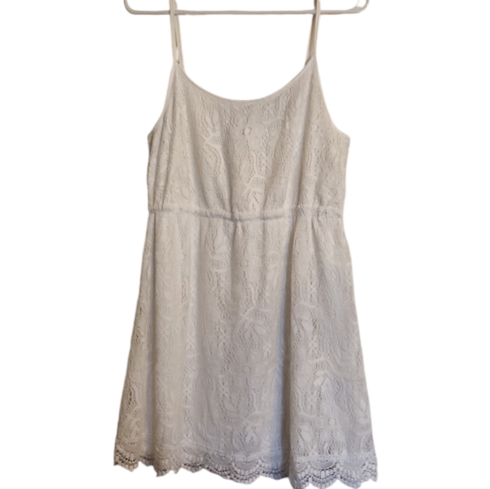 Size 10 women's Lace white dress
